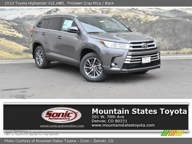 2019 Toyota Highlander XLE AWD in Predawn Gray Mica