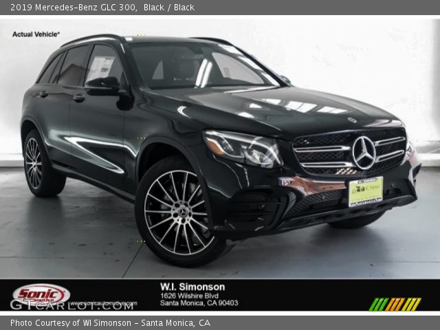 2019 Mercedes-Benz GLC 300 in Black