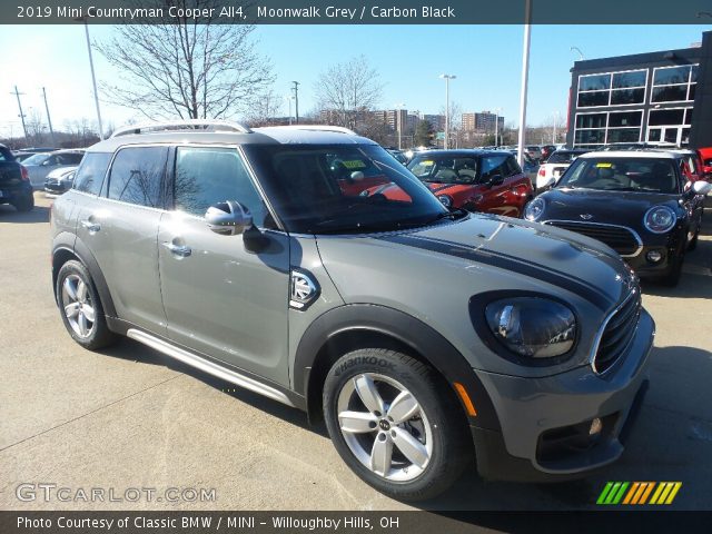 2019 Mini Countryman Cooper All4 in Moonwalk Grey