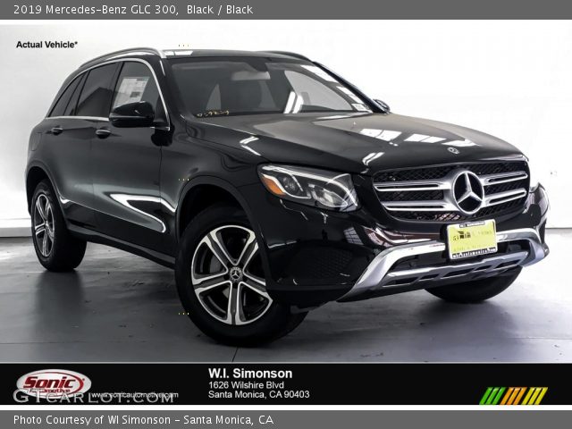 2019 Mercedes-Benz GLC 300 in Black
