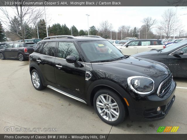 2019 Mini Countryman Cooper S All4 in Midnight Black