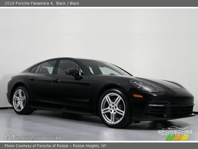2019 Porsche Panamera 4 in Black