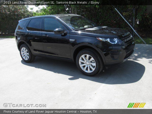 2019 Land Rover Discovery Sport SE in Santorini Black Metallic