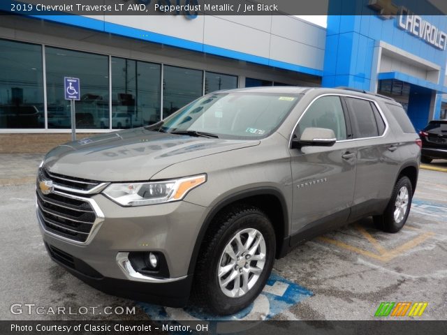 2019 Chevrolet Traverse LT AWD in Pepperdust Metallic