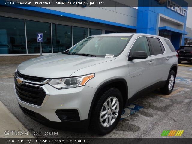 2019 Chevrolet Traverse LS in Silver Ice Metallic