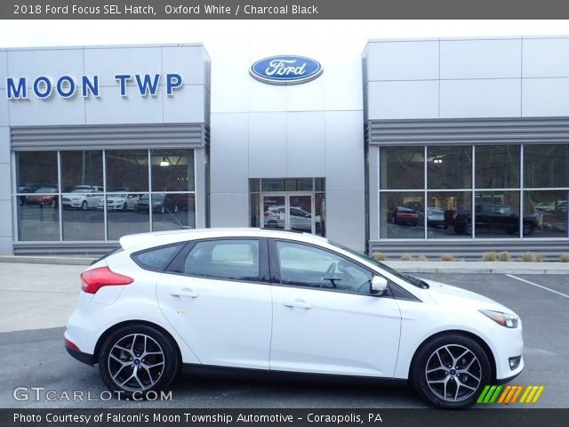 2018 Ford Focus SEL Hatch in Oxford White