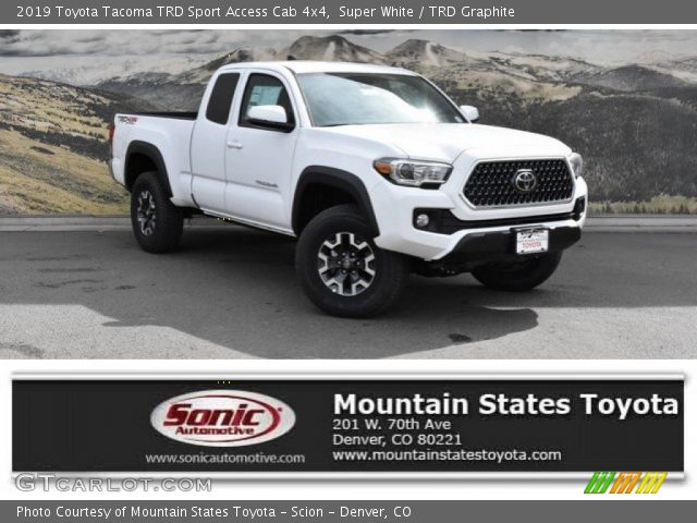 2019 Toyota Tacoma TRD Sport Access Cab 4x4 in Super White