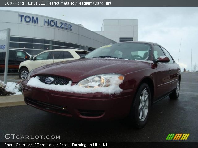 2007 Ford Taurus SEL in Merlot Metallic