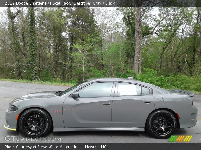 2019 Dodge Charger R/T Scat Pack in Destroyer Gray