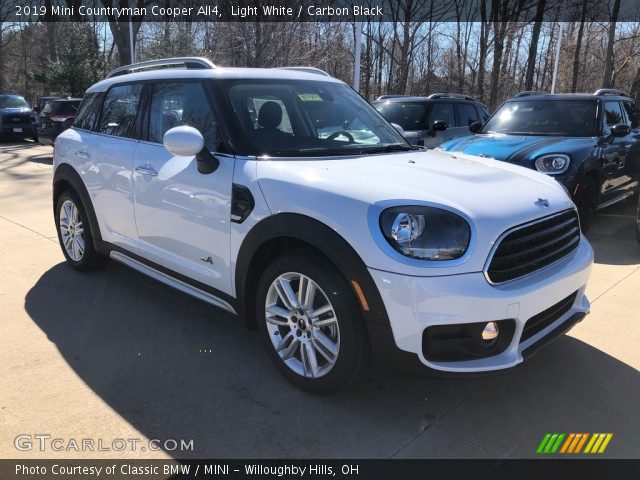 2019 Mini Countryman Cooper All4 in Light White
