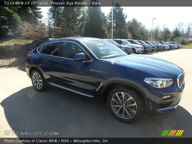 2019 BMW X4 xDrive30i in Phytonic Blue Metallic