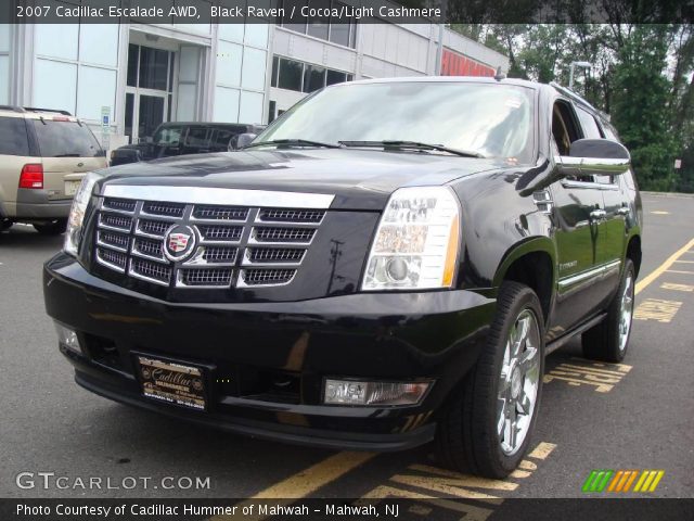 2007 Cadillac Escalade AWD in Black Raven