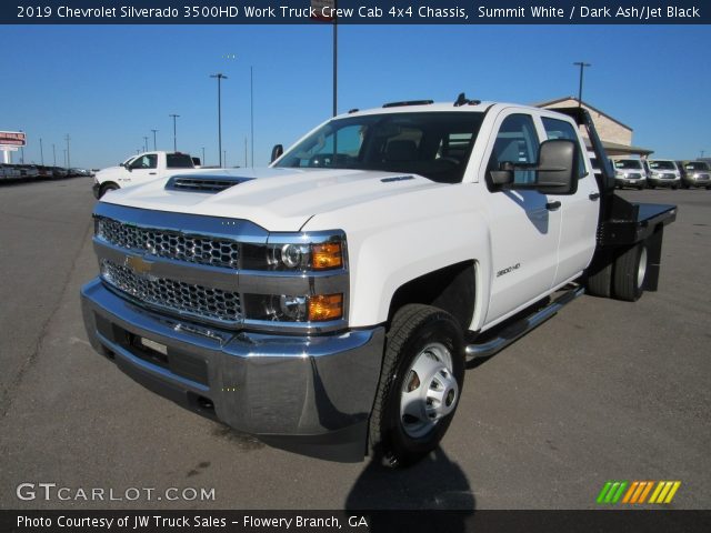 2019 Chevrolet Silverado 3500HD Work Truck Crew Cab 4x4 Chassis in Summit White