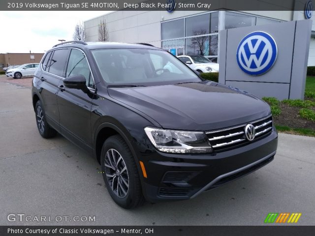 2019 Volkswagen Tiguan SE 4MOTION in Deep Black Pearl