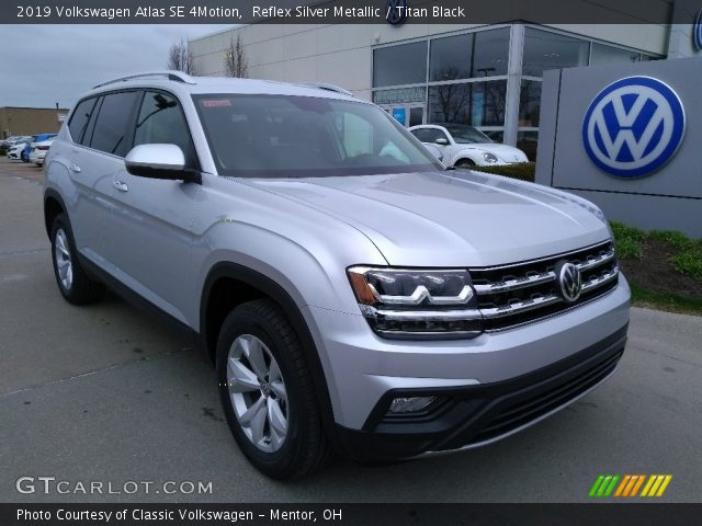 2019 Volkswagen Atlas SE 4Motion in Reflex Silver Metallic