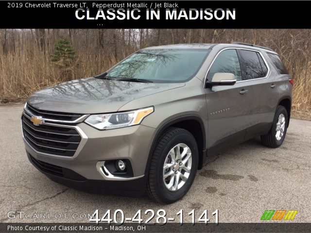 2019 Chevrolet Traverse LT in Pepperdust Metallic
