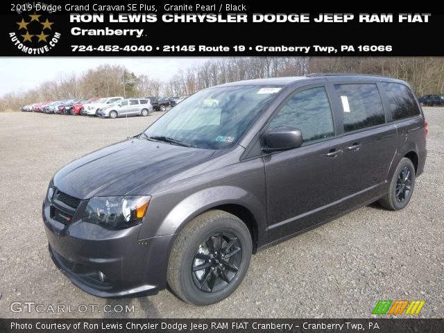 2019 Dodge Grand Caravan SE Plus in Granite Pearl
