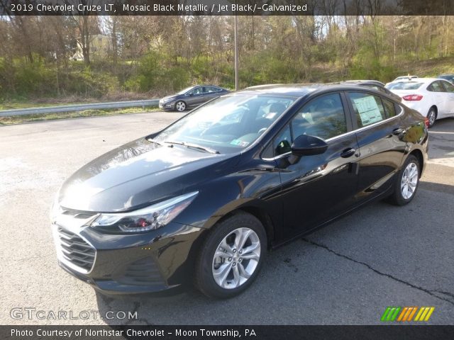 2019 Chevrolet Cruze LT in Mosaic Black Metallic