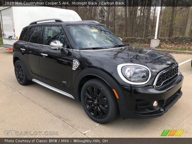 2019 Mini Countryman Cooper S All4 in Midnight Black