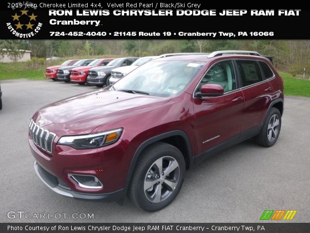 2019 Jeep Cherokee Limited 4x4 in Velvet Red Pearl