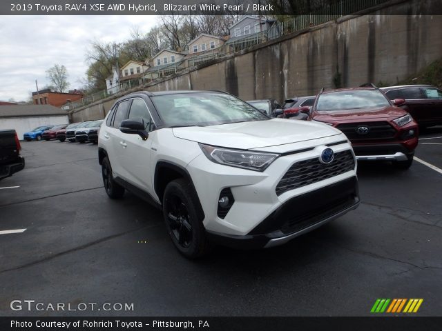 2019 Toyota RAV4 XSE AWD Hybrid in Blizzard White Pearl