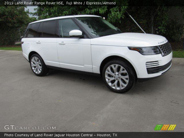 2019 Land Rover Range Rover HSE in Fuji White