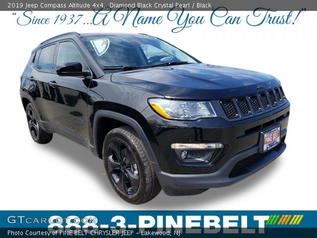 2019 Jeep Compass Altitude 4x4 in Diamond Black Crystal Pearl