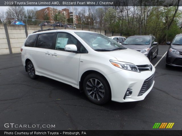 2019 Toyota Sienna Limited AWD in Blizzard Pearl White