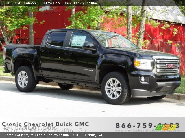 2019 GMC Canyon SLE Crew Cab in Onyx Black