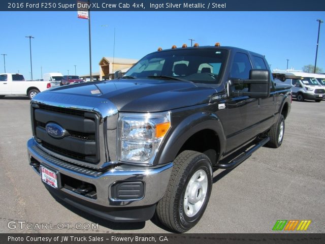 2016 Ford F250 Super Duty XL Crew Cab 4x4 in Ingot Silver Metallic