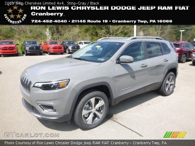 2019 Jeep Cherokee Limited 4x4 in Sting-Gray