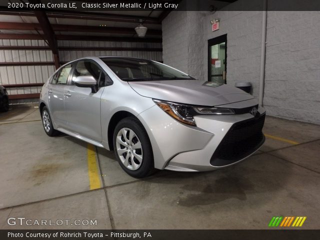 2020 Toyota Corolla LE in Classic Silver Metallic