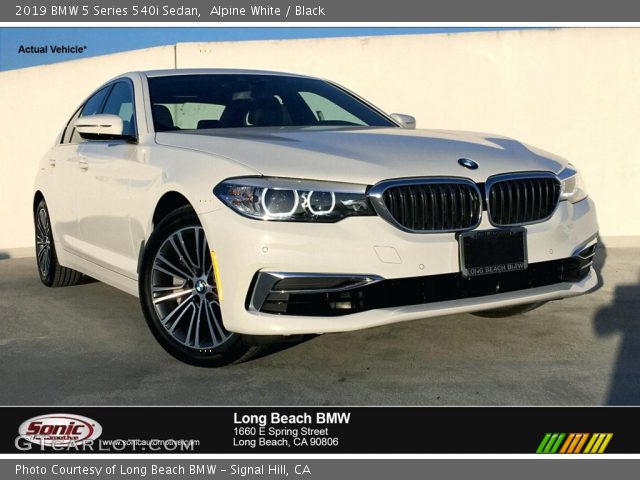 2019 BMW 5 Series 540i Sedan in Alpine White