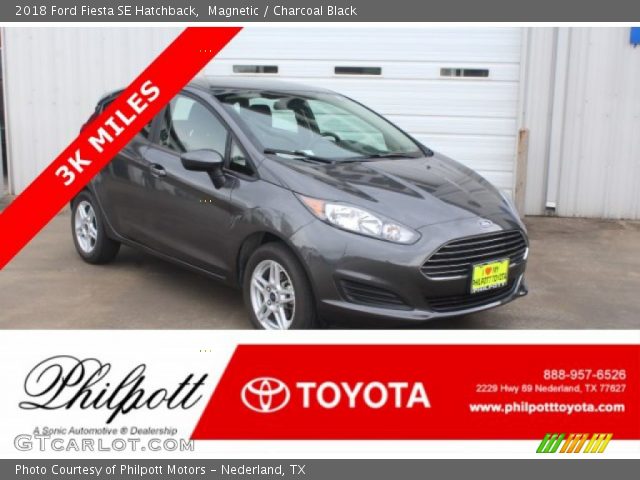 2018 Ford Fiesta SE Hatchback in Magnetic