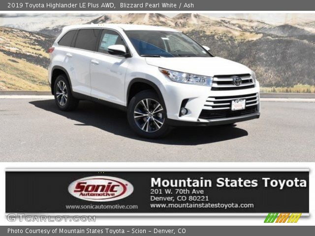 2019 Toyota Highlander LE Plus AWD in Blizzard Pearl White