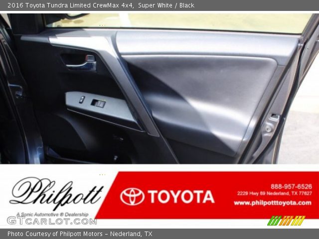 2016 Toyota Tundra Limited CrewMax 4x4 in Super White