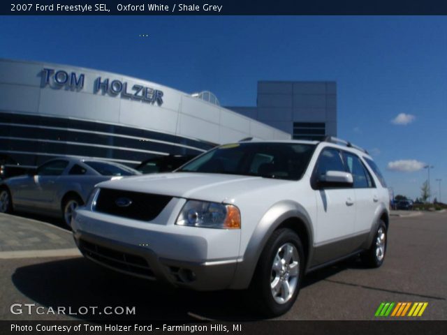 2007 Ford Freestyle SEL in Oxford White