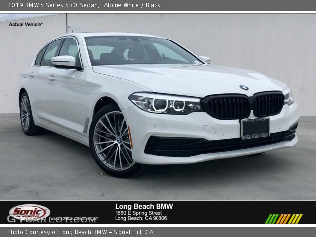 2019 BMW 5 Series 530i Sedan in Alpine White