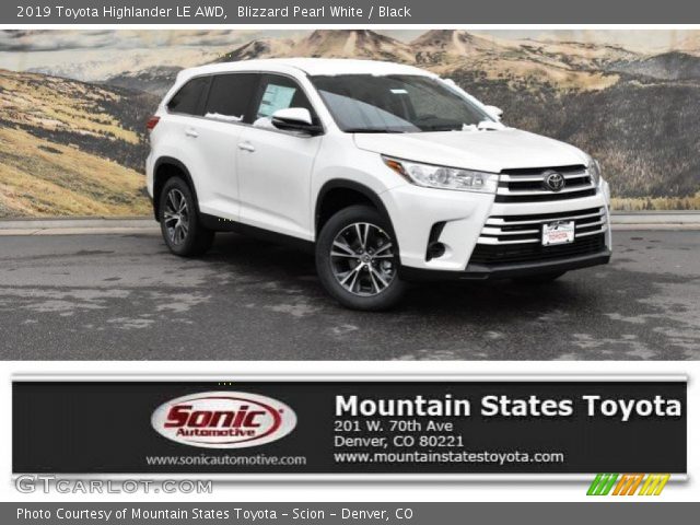 2019 Toyota Highlander LE AWD in Blizzard Pearl White