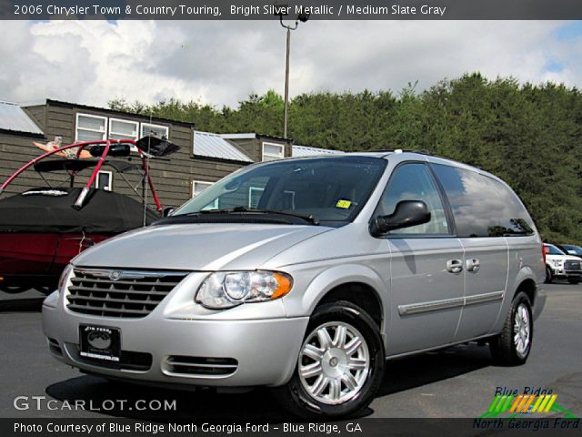 2006 Chrysler Town & Country Touring in Bright Silver Metallic