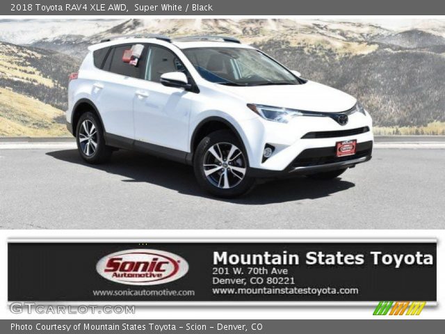 2018 Toyota RAV4 XLE AWD in Super White