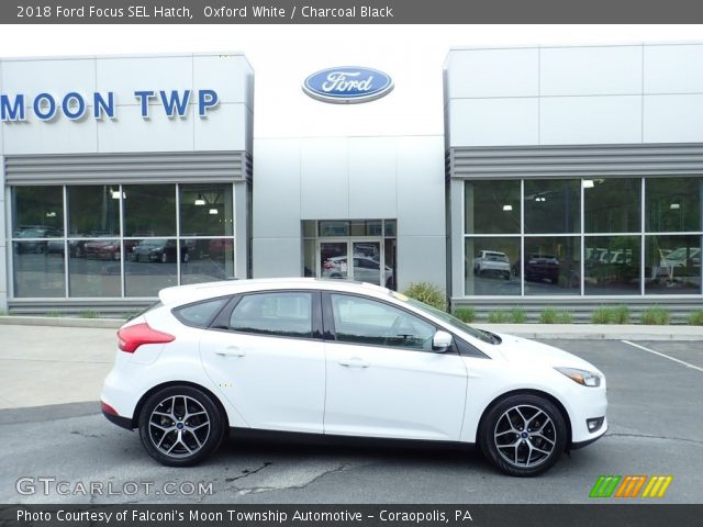 2018 Ford Focus SEL Hatch in Oxford White