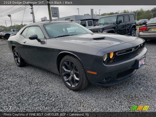2018 Dodge Challenger SXT in Pitch Black
