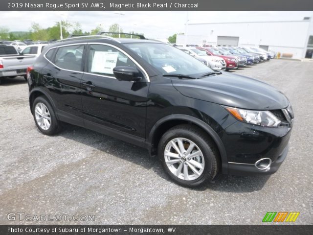 2019 Nissan Rogue Sport SV AWD in Magnetic Black Pearl