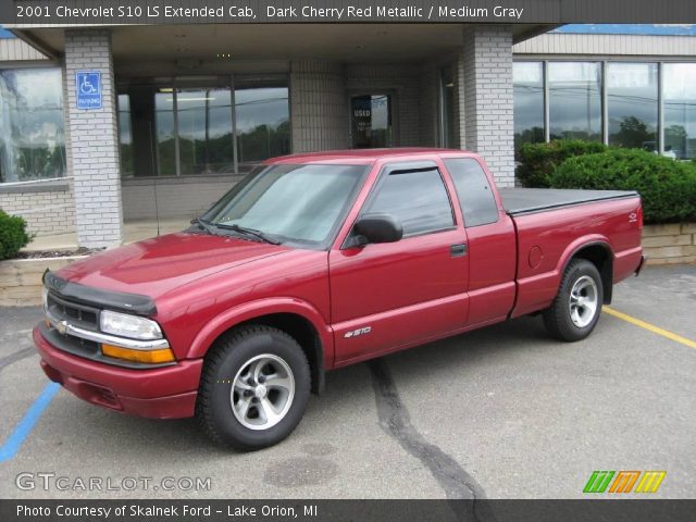 2001 Chevrolet S10 LS Extended Cab in Dark Cherry Red Metallic