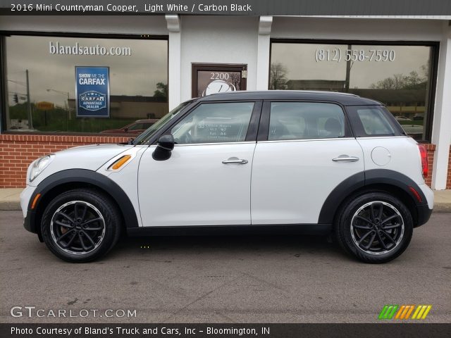 2016 Mini Countryman Cooper in Light White