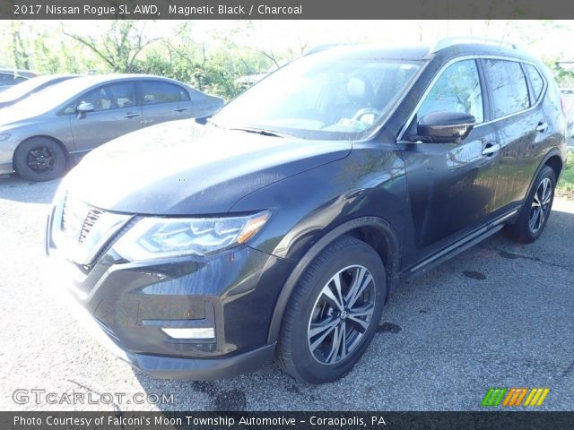 2017 Nissan Rogue SL AWD in Magnetic Black