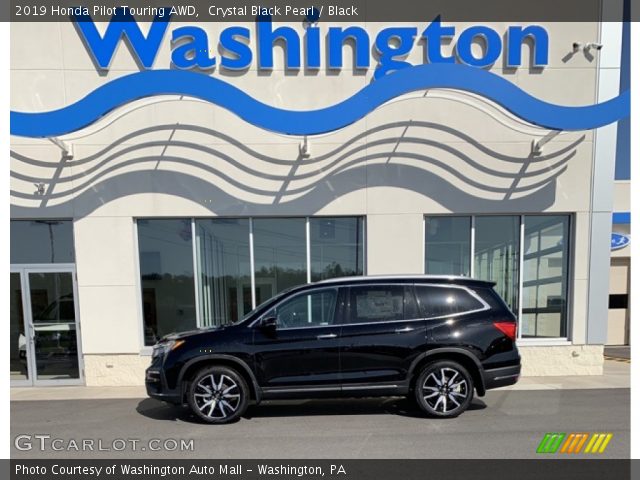 2019 Honda Pilot Touring AWD in Crystal Black Pearl