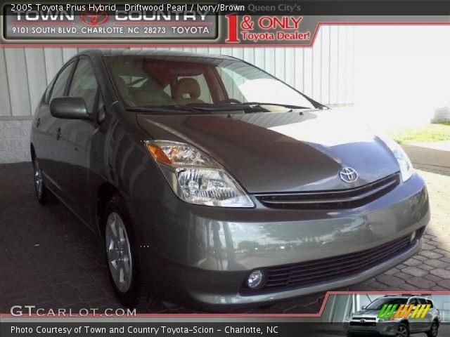 2005 Toyota Prius Hybrid in Driftwood Pearl