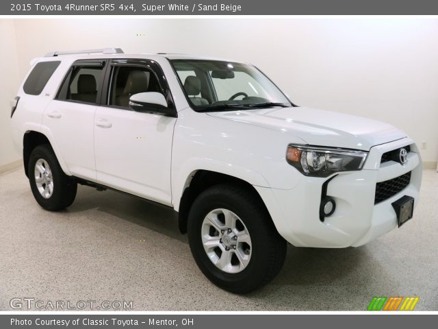 2015 Toyota 4Runner SR5 4x4 in Super White